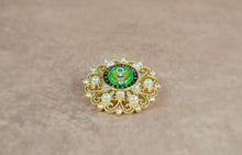 Load image into Gallery viewer, United States Army Gold Pearl Brooch
