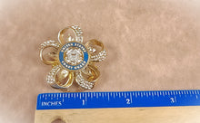 Load image into Gallery viewer, United States Coast Guard Gold Loop Brooch
