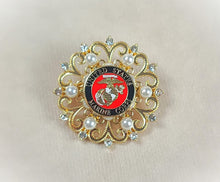 Load image into Gallery viewer, United States Marine Gold Pearl Brooch
